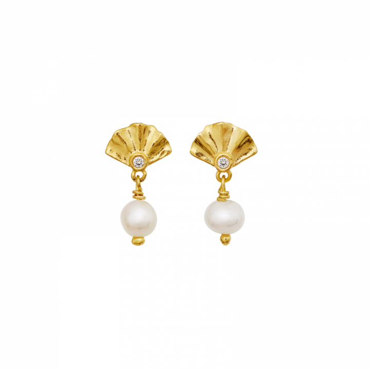 Odette Earrings Gold in the group Earrings / Pearl Earrings at SCANDINAVIAN JEWELRY DESIGN (10038A)