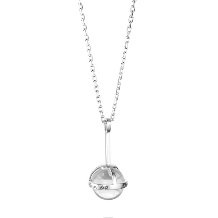 Amor Fati Globe - Crystal Quartz Pendant Silver in the group Necklaces / Silver Necklaces at SCANDINAVIAN JEWELRY DESIGN (11-100-01518)