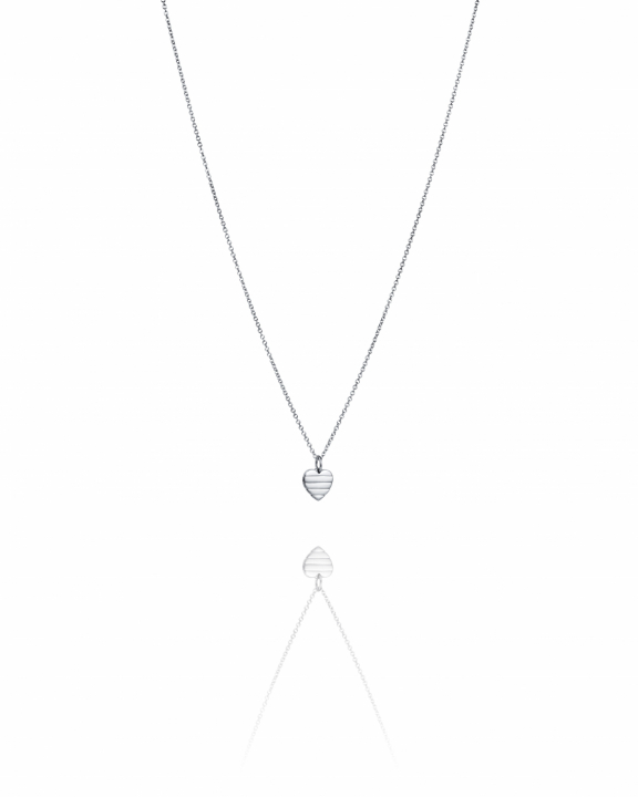 A Piece Of My Heart Pendant Silver in the group Necklaces / Silver Necklaces at SCANDINAVIAN JEWELRY DESIGN (11-100-02388)