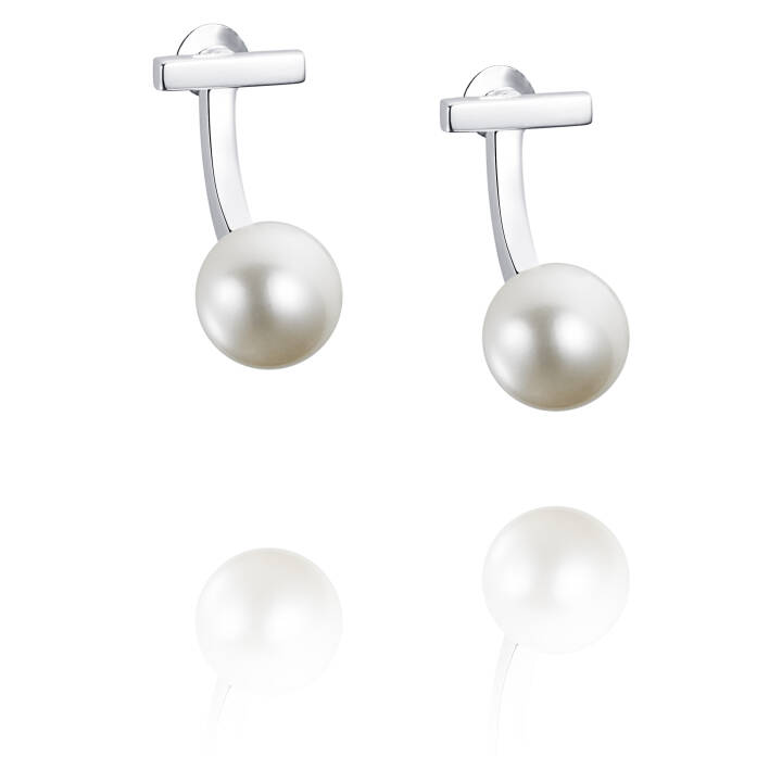 60's Pearl Earring Silver in the group Earrings / Pearl Earrings at SCANDINAVIAN JEWELRY DESIGN (12-100-01183-0000)