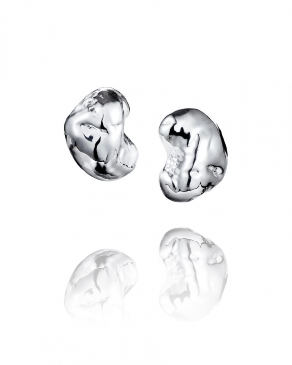 Cashew Ear Silver in the group Earrings / Silver Earrings at SCANDINAVIAN JEWELRY DESIGN (12-100-02217-0000)