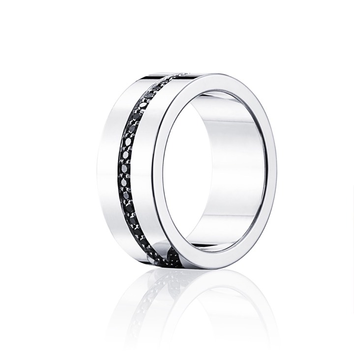 Wide & Black Stars Ring Silver in the group Rings / Silver Rings at SCANDINAVIAN JEWELRY DESIGN (13-100-01005)