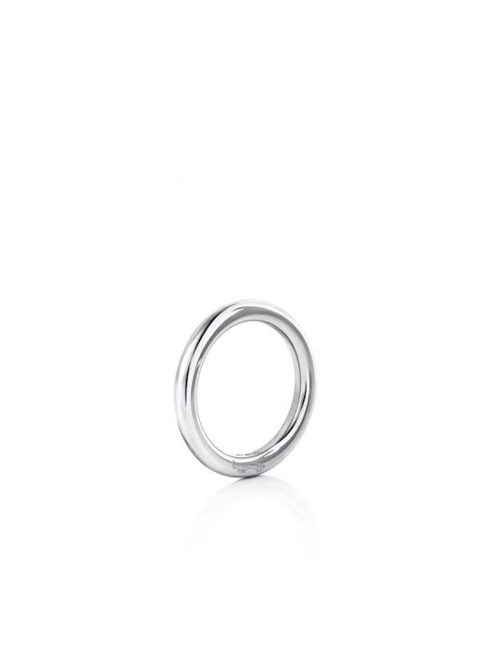 One Love Thin Ring White gold in the group Rings / White gold rings at SCANDINAVIAN JEWELRY DESIGN (13-102-01993)