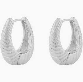Dakota oval ring Earring Silver in the group Earrings / Silver Earrings at SCANDINAVIAN JEWELRY DESIGN (1325-6800-256)