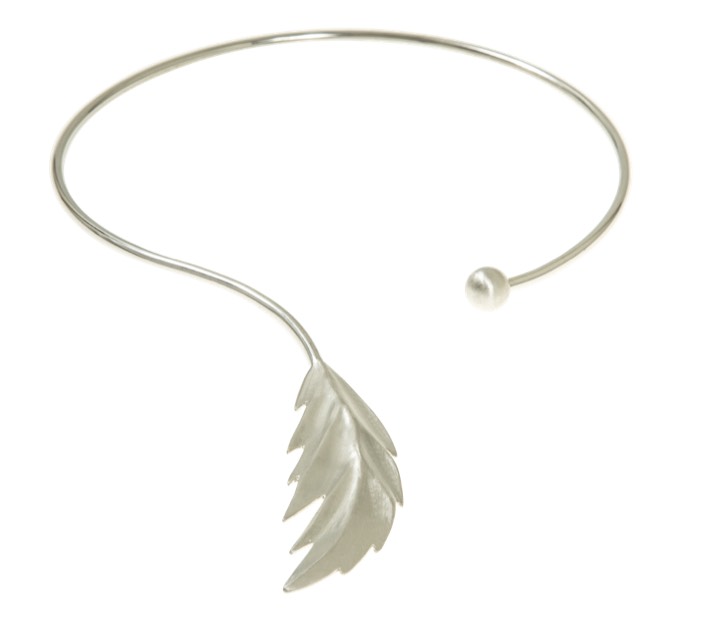 Feather bangle Bracelets flex Silver S/M in the group Necklaces / Silver Necklaces at SCANDINAVIAN JEWELRY DESIGN (1521111014)