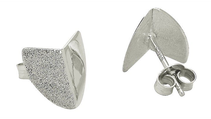 Roof mid Earring Silver in the group Earrings / Silver Earrings at SCANDINAVIAN JEWELRY DESIGN (1724410001)