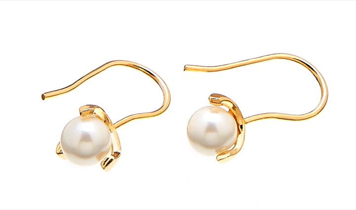 Pearl long Earring Gold in the group Earrings / Pearl Earrings at SCANDINAVIAN JEWELRY DESIGN (1815422002)