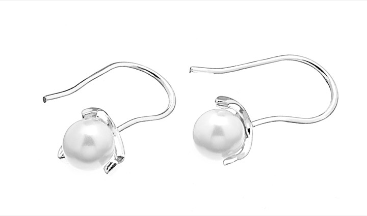 Pearl long Earring Silver in the group Earrings / Pearl Earrings at SCANDINAVIAN JEWELRY DESIGN (1815471002)