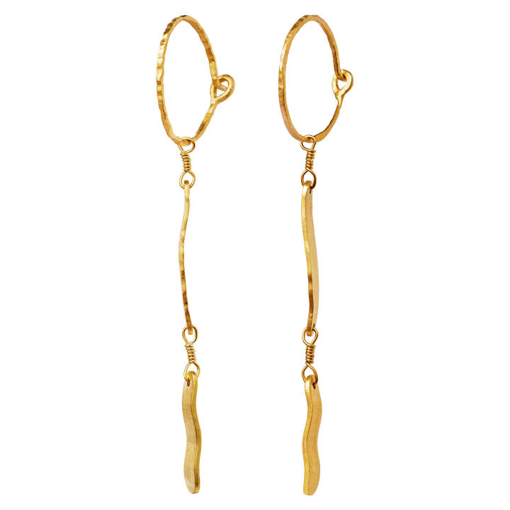 Lila Earring Gold in the group Earrings / Gold Earrings at SCANDINAVIAN JEWELRY DESIGN (9774a)