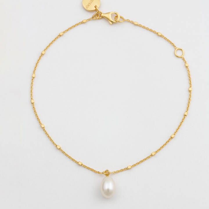 Treasure Single Pearl Bracelet Gold in the group Bracelets / Gold Bracelets at SCANDINAVIAN JEWELRY DESIGN (BG1255)