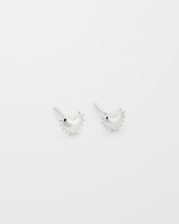 True Love Spike Heart Stud Earrings Silver in the group Earrings / Silver Earrings at SCANDINAVIAN JEWELRY DESIGN (ES1265)