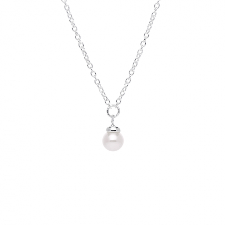 Petite Pearl single necklace silver in the group Necklaces / Silver Necklaces at SCANDINAVIAN JEWELRY DESIGN (PPL-N12S451-S)