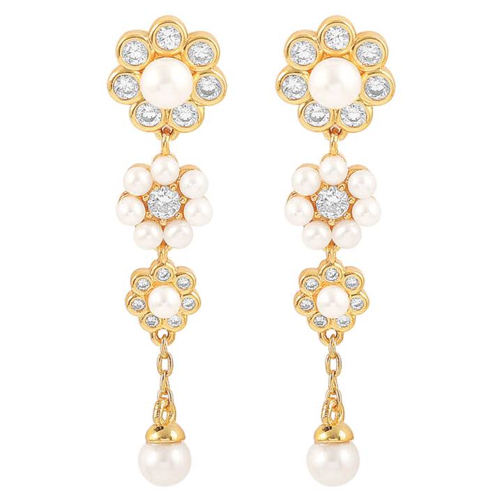 Aya tripple flower Earrings Gold in the group Earrings / Pearl Earrings at SCANDINAVIAN JEWELRY DESIGN (S08259G)