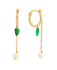 Remi Earrings Gold in the group Earrings / Gold Earrings at SCANDINAVIAN JEWELRY DESIGN (S08550G)
