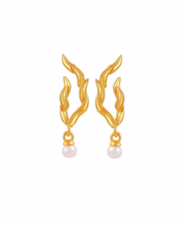 Marigold leaf Earrings Gold in the group Earrings / Pearl Earrings at SCANDINAVIAN JEWELRY DESIGN (S08656G)