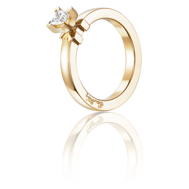 Dolce White Princess 0.30 ct Diamonds Ring Gold
