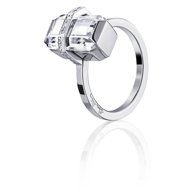 Little Bend Over - Crystal Quartz Ring White gold