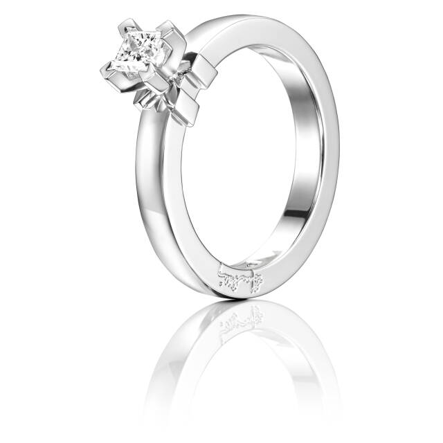 Dolce White Princess 0.30 ct Diamonds Ring White gold