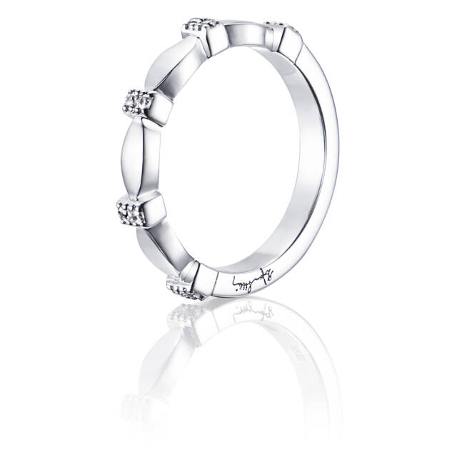 Forget Me Not Ring White gold