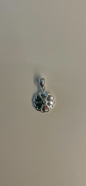 Uppland pendant small with diamond Silver