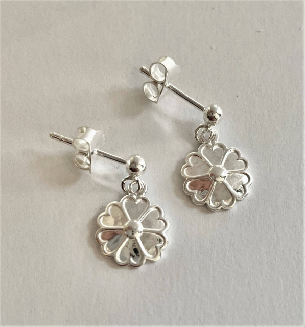 Uppland Earring blommor litet silver
