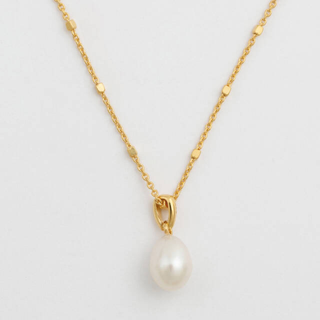 Treasure Single Pearl Necklaces Gold