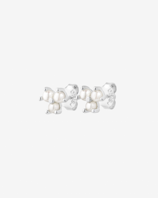 Petite Star pearl studs/Earring