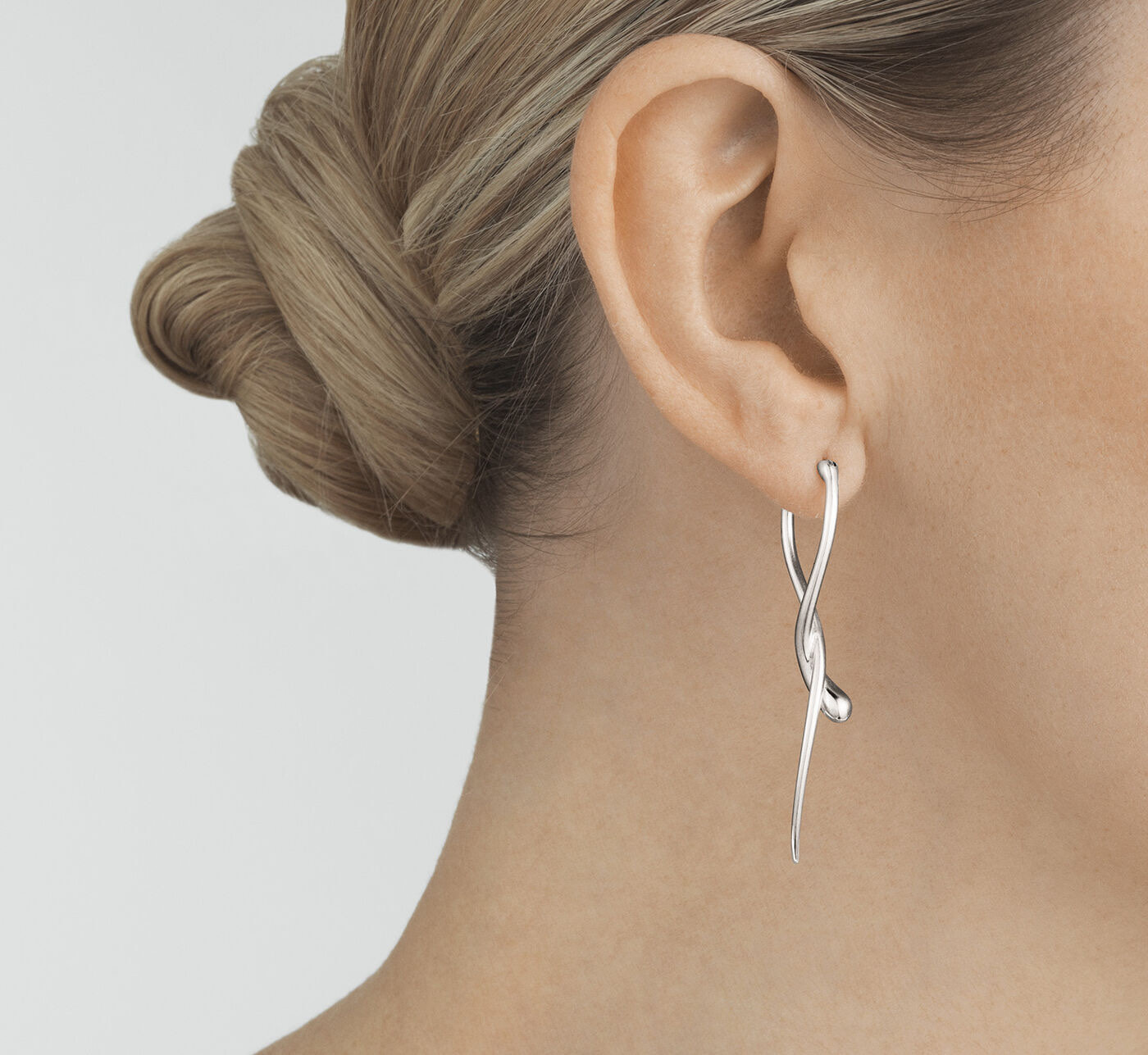 MERCY LONG Earring Silver