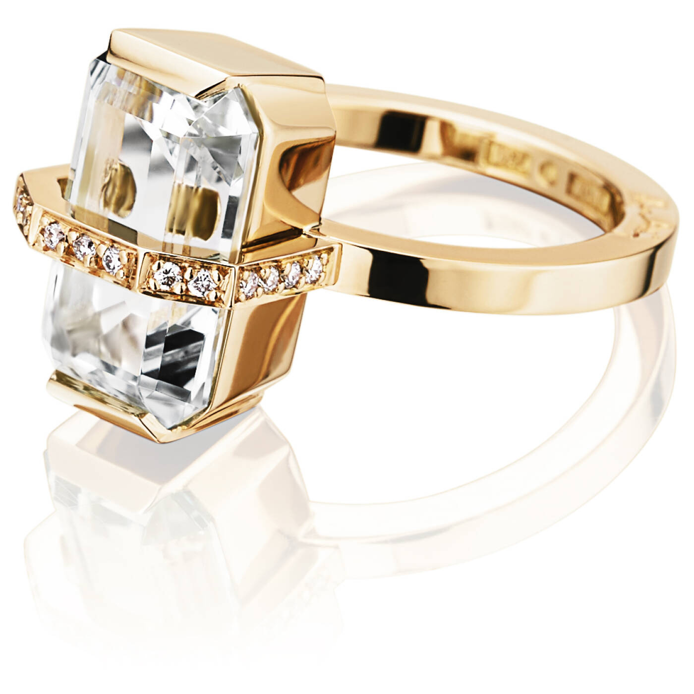 Little Bend Over - Crystal Quartz Ring Gold