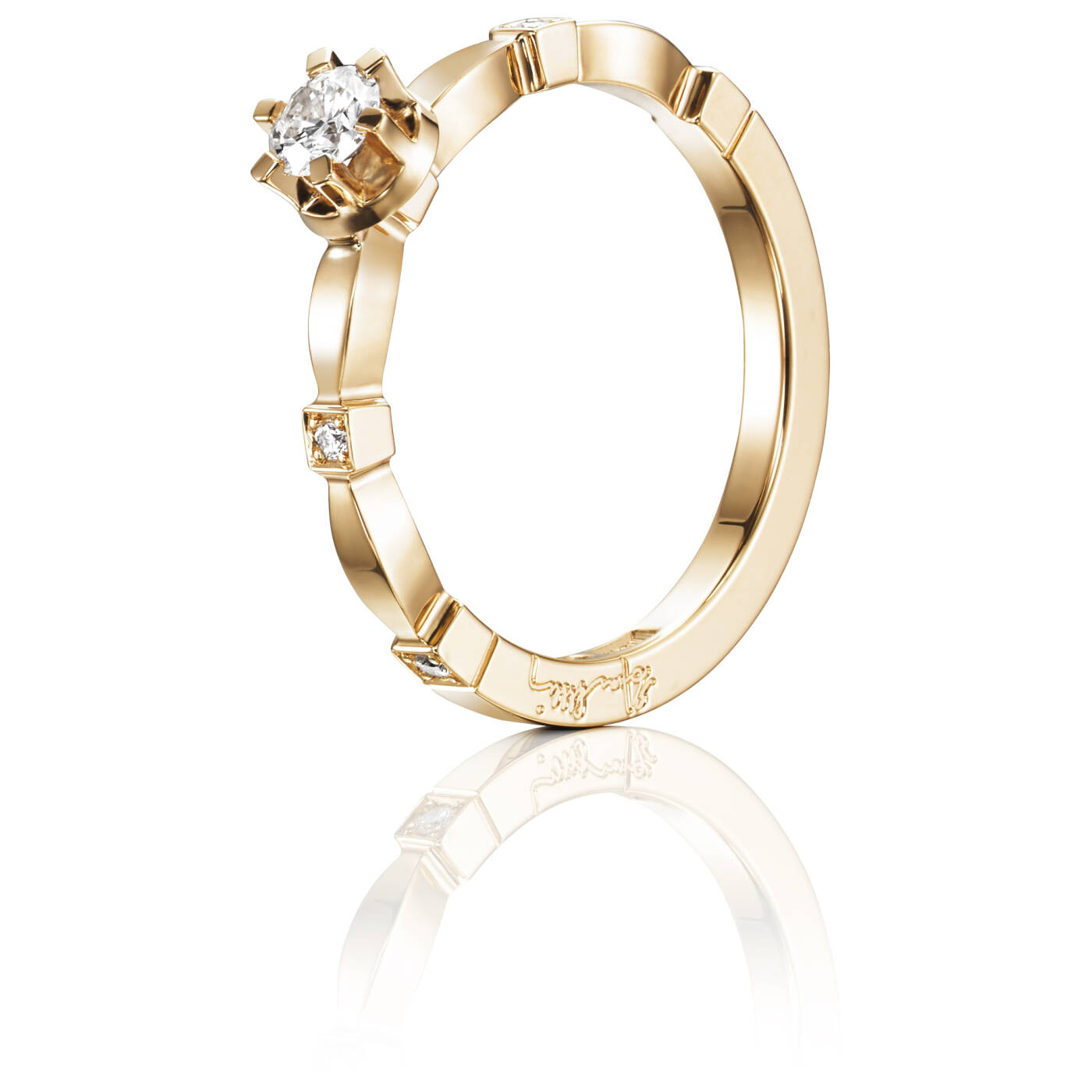 Forget Me Not Star Ring Gold