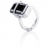 Bend Over - Onyx Ring White gold