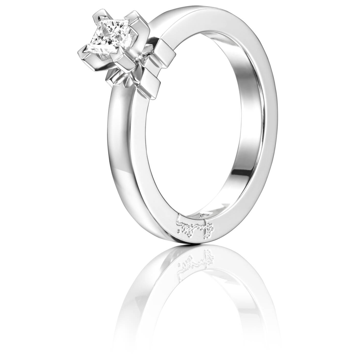 Dolce White Princess 0.30 ct Diamonds Ring White gold