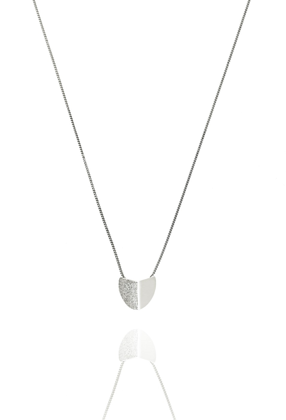 Roof big pendant Necklaces Silver 45-50 cm
