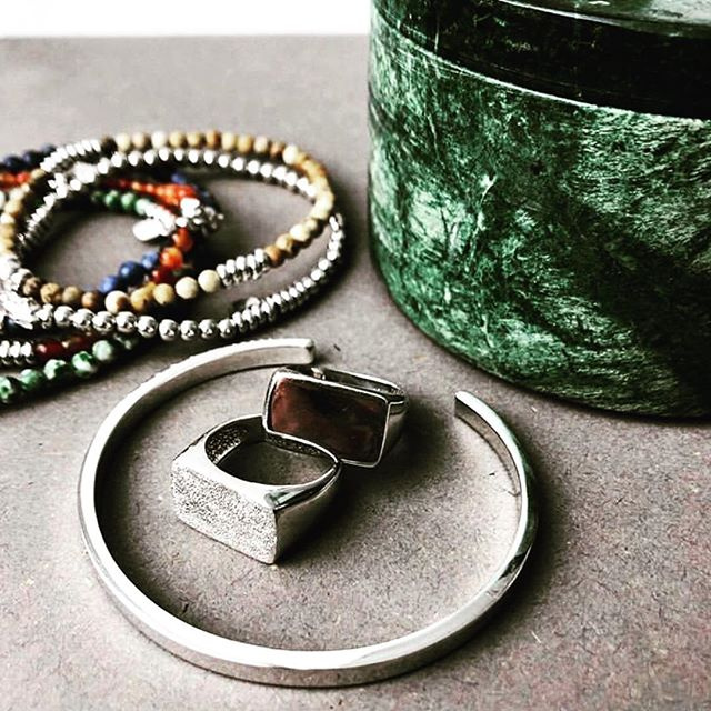 Bear Ring Polished Silver 19