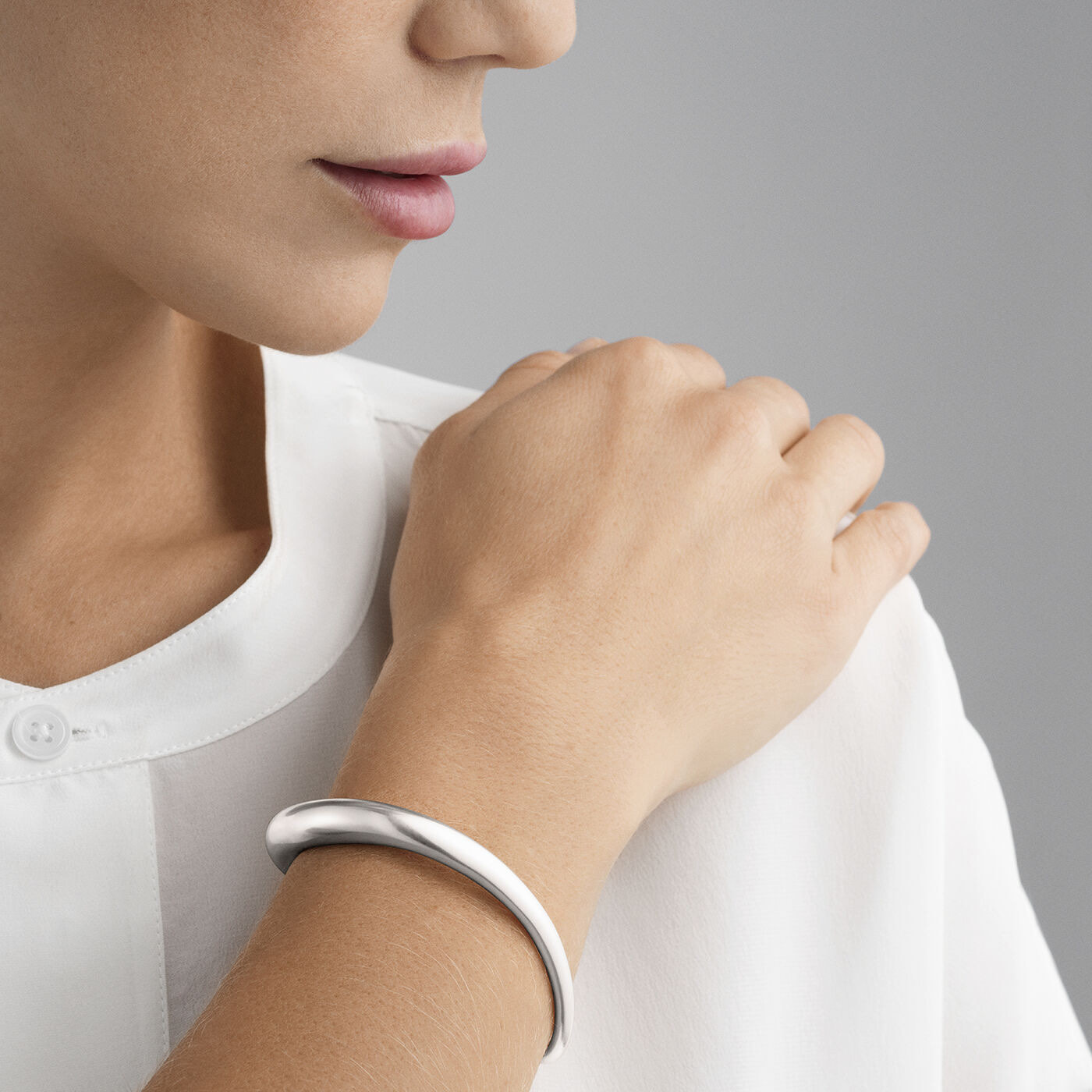 OFFSPRING OPEN BANGLE Bracelets Silver