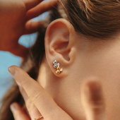 MOONLIGHT GRAPES Earring Gold Diamonds 0.07 CT