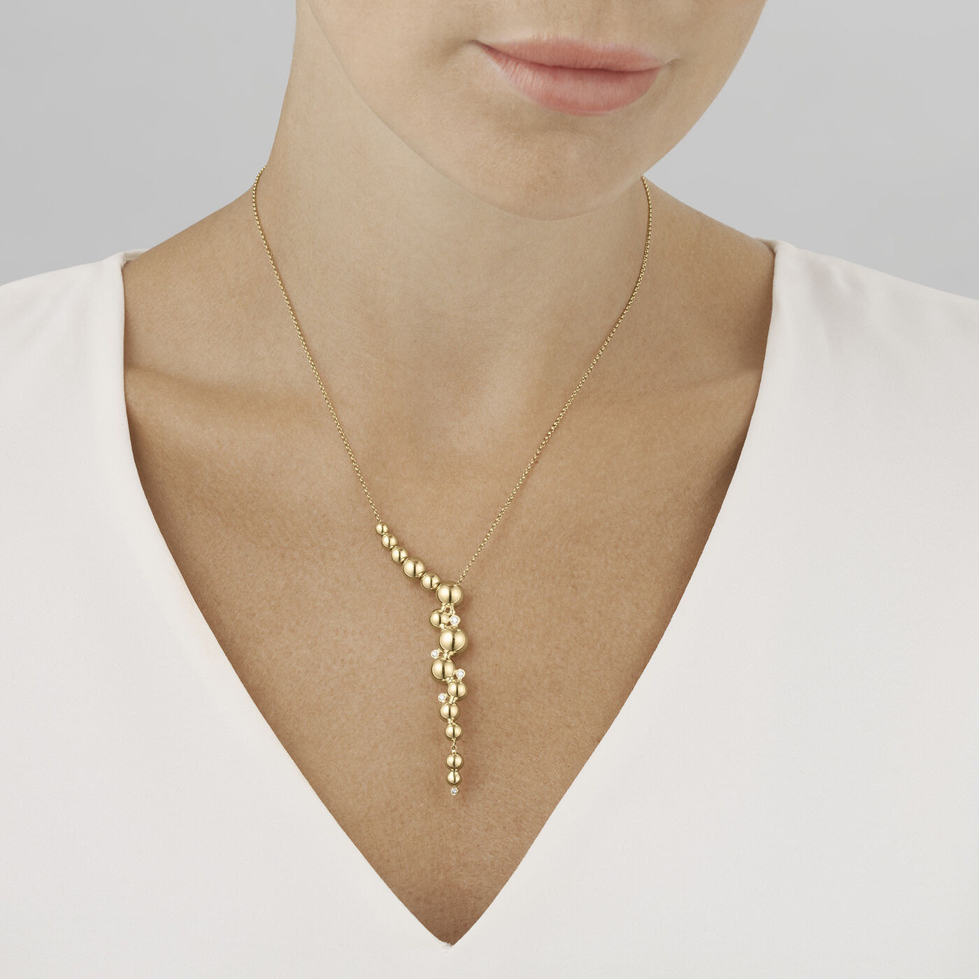 MOONLIGHT GRAPES Necklaces Gold Diamonds 0.12 ct