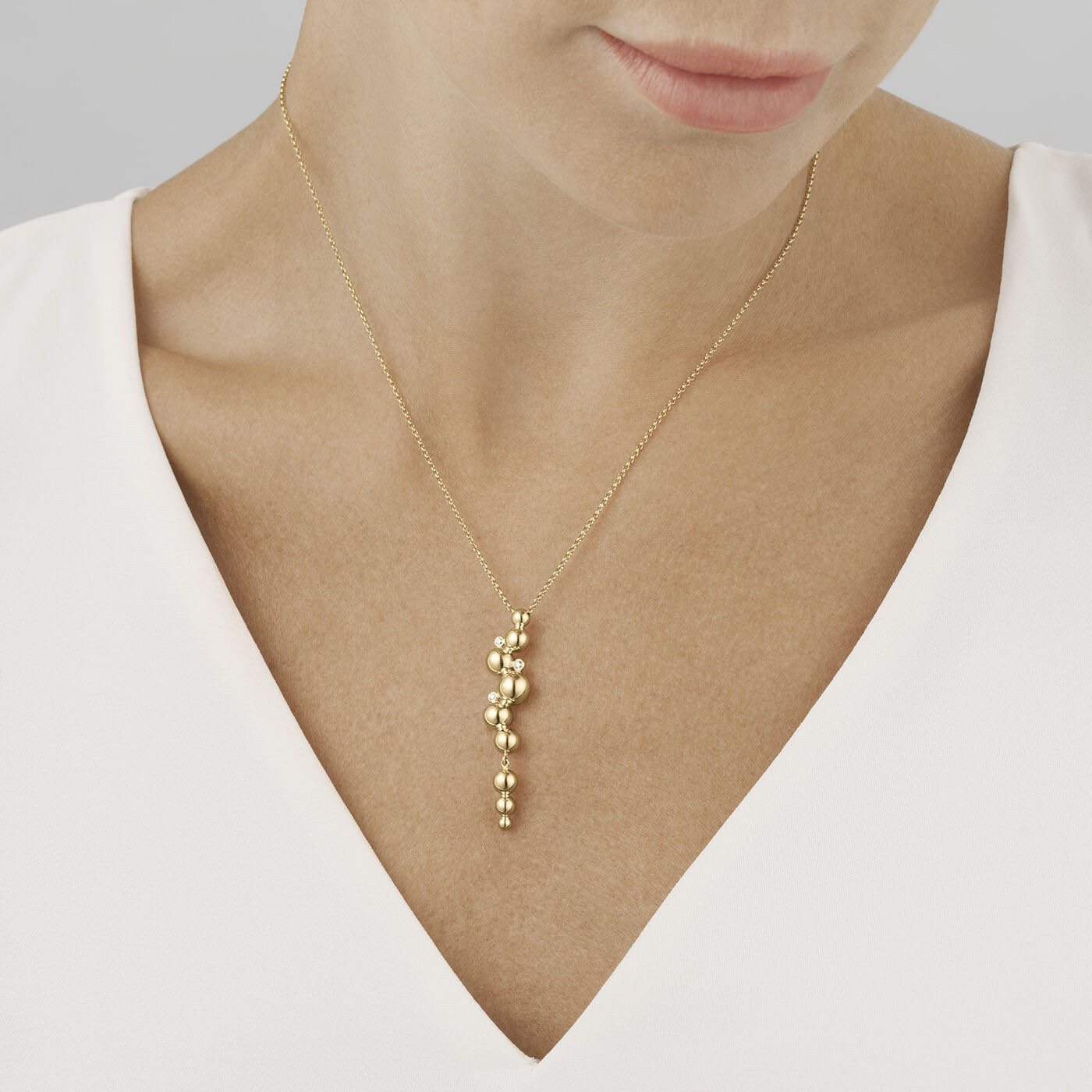 MOONLIGHT GRAPES LONG Pendant Gold Diamonds 0.05 ct