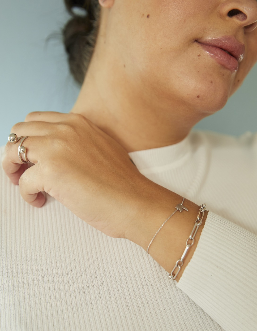 Globe clip brace silver