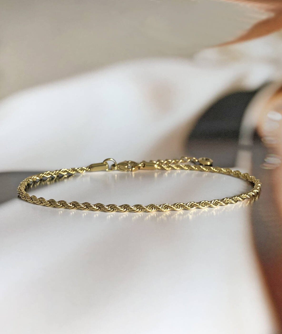 TWINNIE ANKLET Bracelets Gold