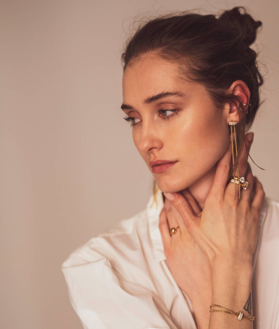 CLARISSA Long Earrings Gold