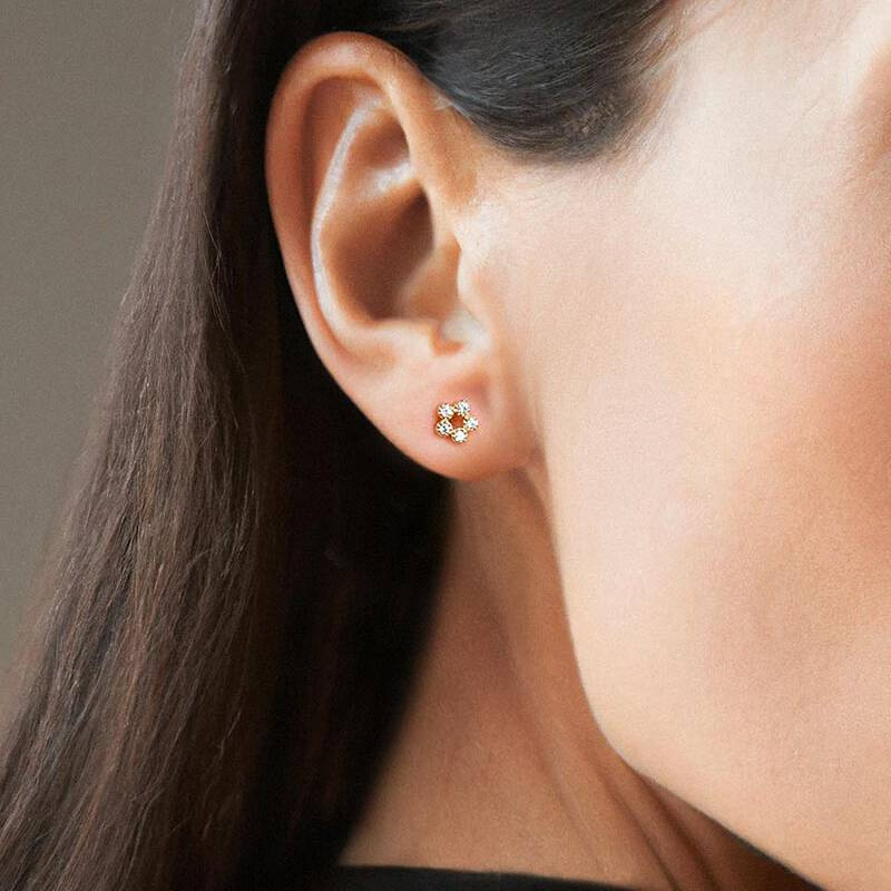 Bliss studs/Earring Gold