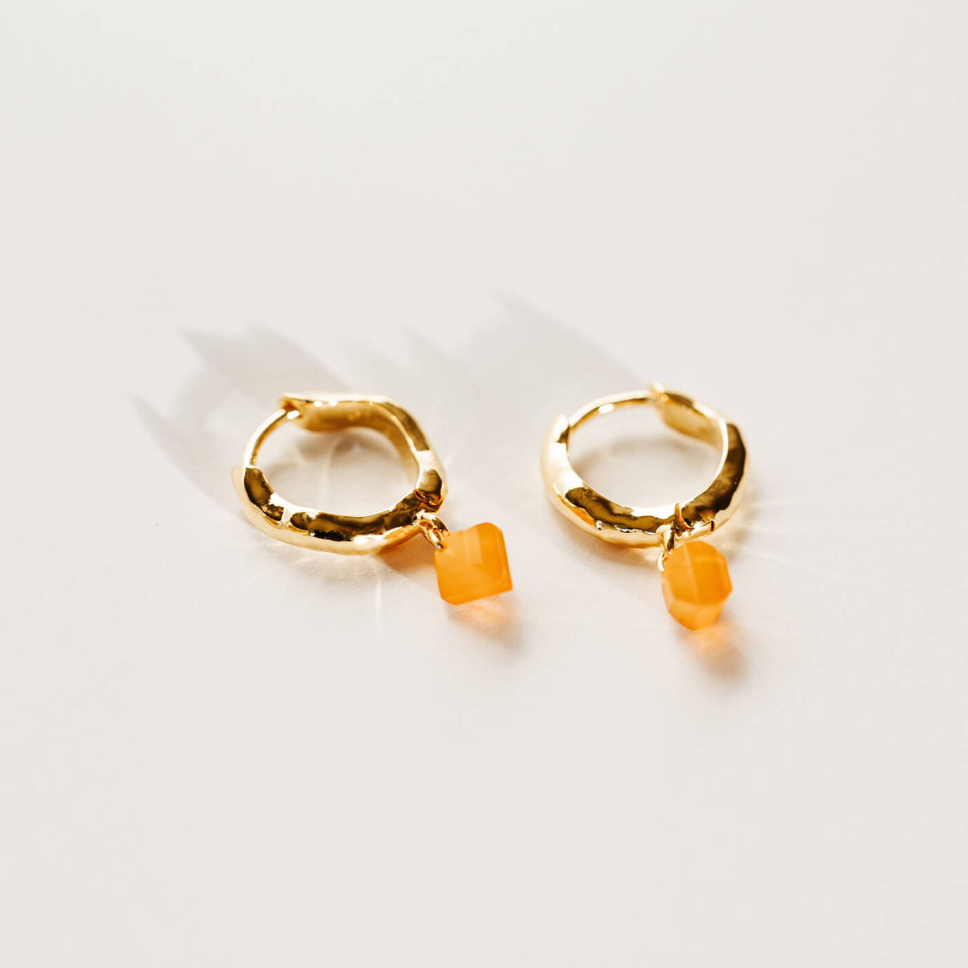Diamona Carnelian Earring Gold