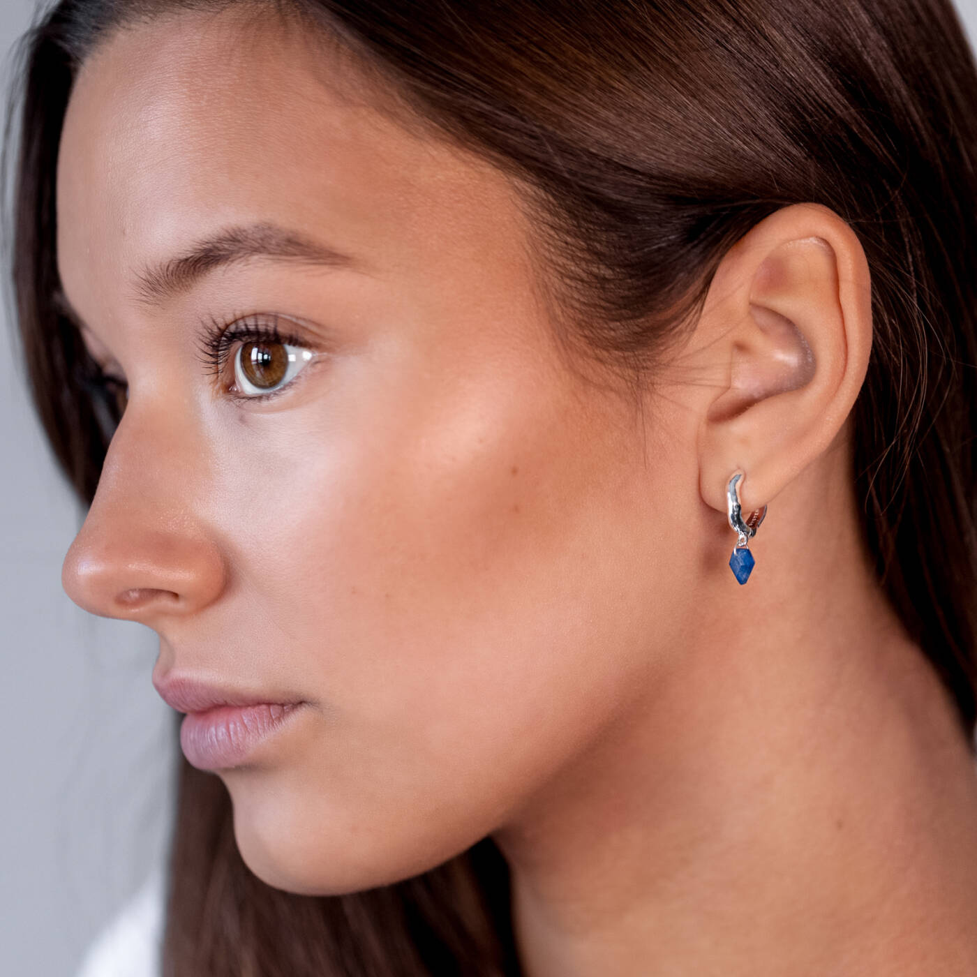 Diamona Blue Quartz Earring Silver