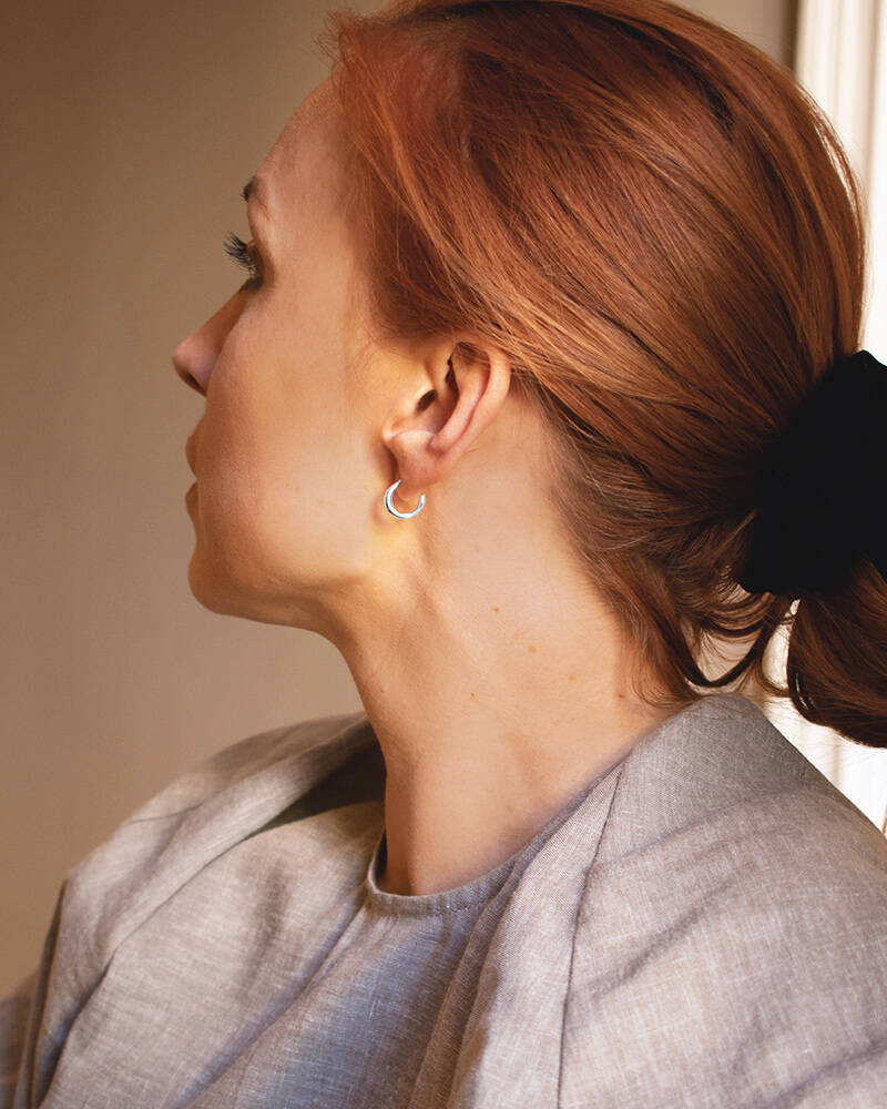 Les Amis small hoops silver