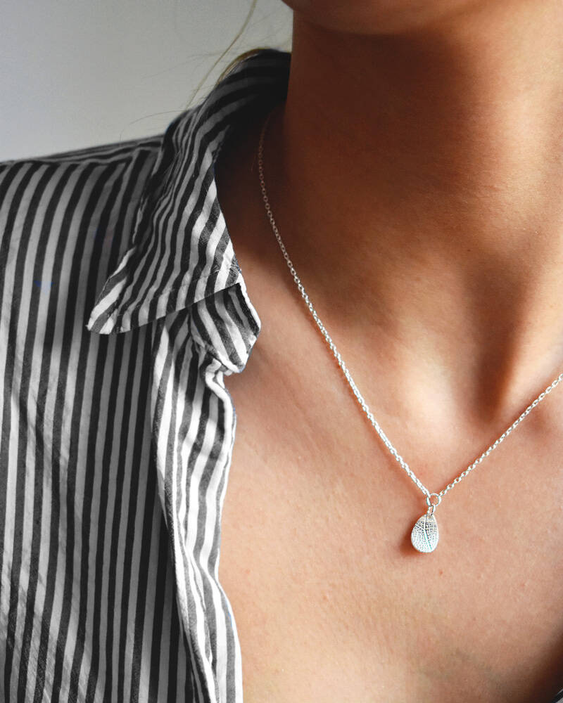Leaf drop Necklaces silver