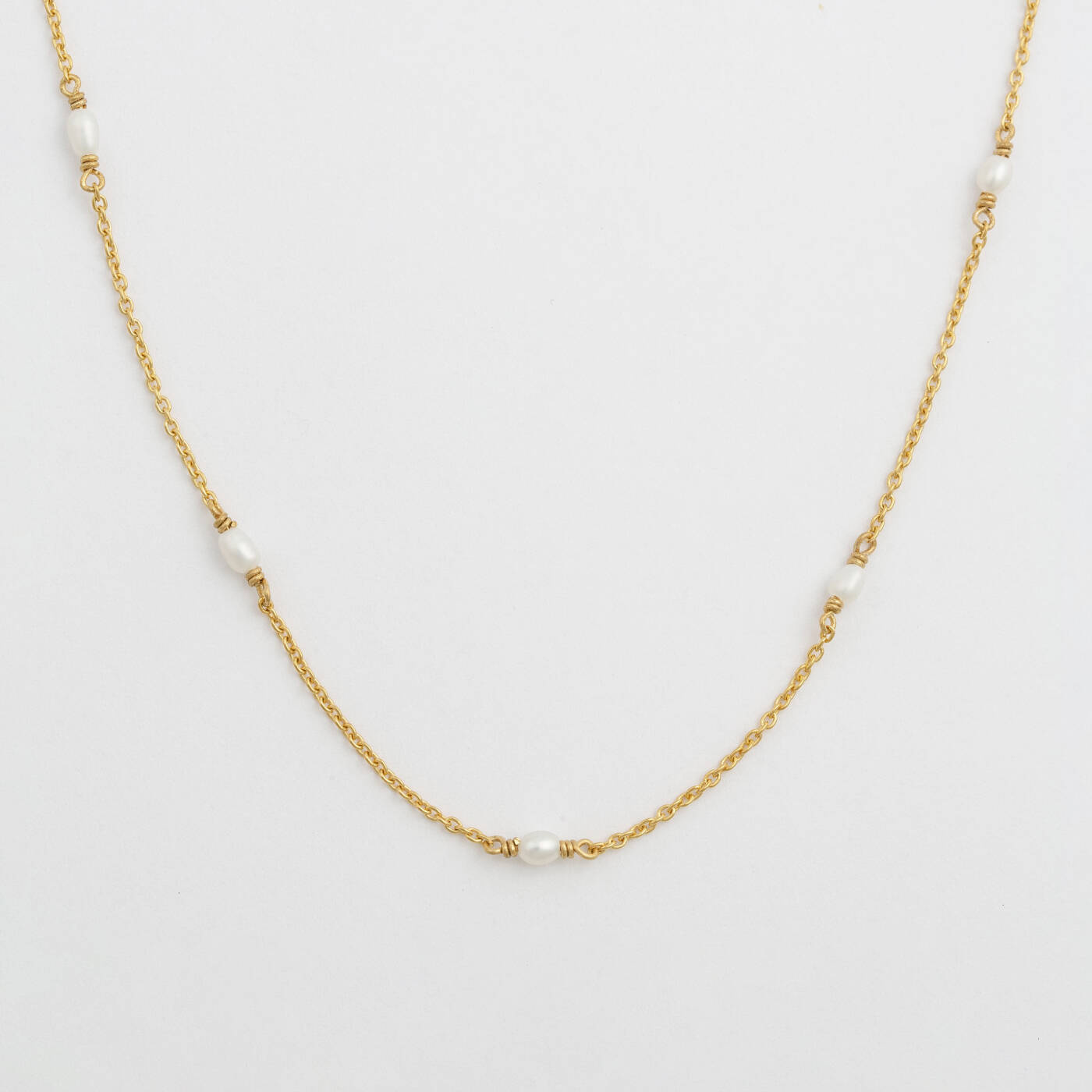 Treasure Multi Pearl Necklaces Gold