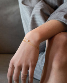 Petite Pearl Bracelets Gold