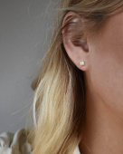 Petite Pearl Earring Gold