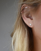Petite Pearl Earring silver